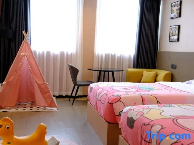 Standard Twin Family room