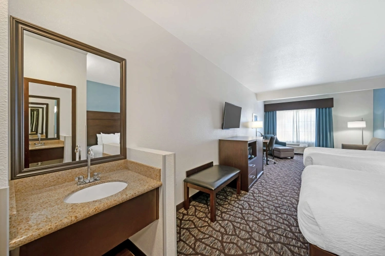 Standard Quadruple room