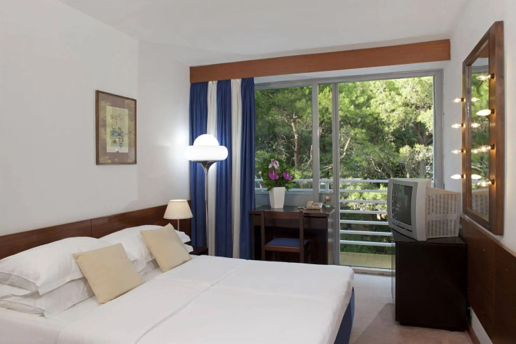 Bluesun Hotel Maestral