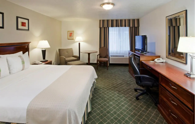 Holiday Inn Redding by IHG