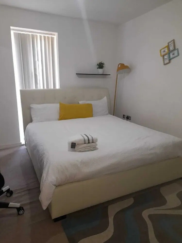 Immaculate 3-bed Apartment in Barking