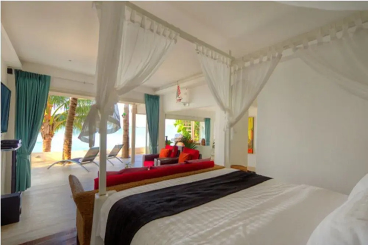 1 Bedroom Beach Front Villa Bangrak