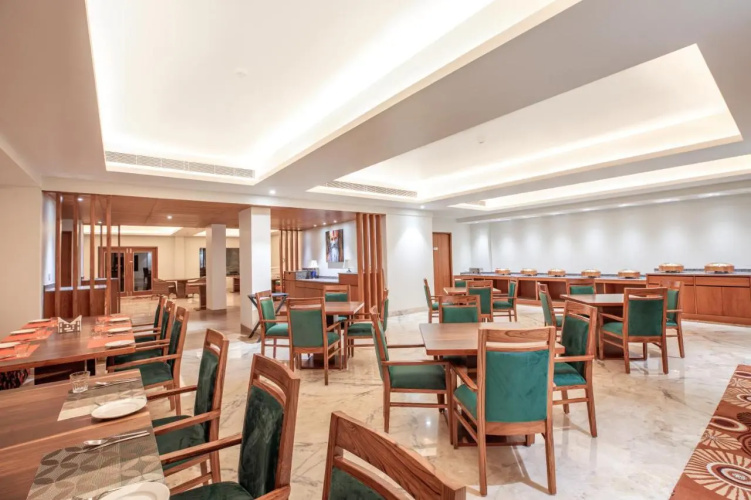The Lalita Grand