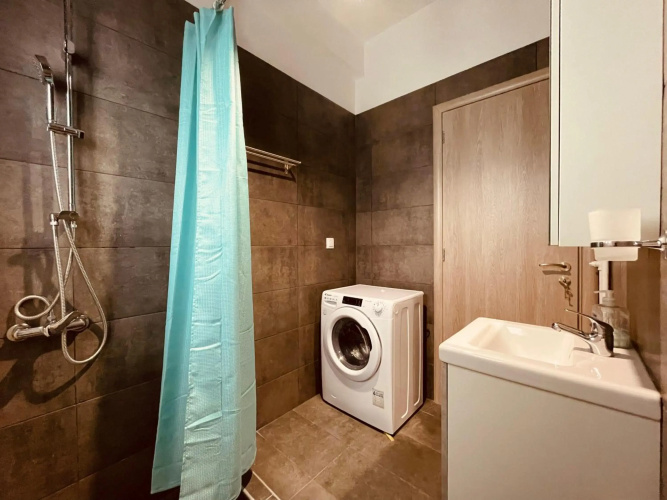 Diamond Apartment