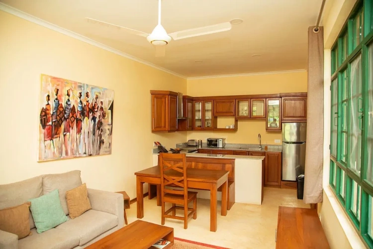 1 Bedroom Deluxe Apartment with balcony and with mountain view