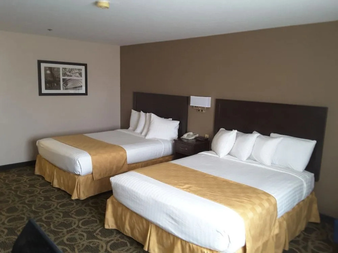 Inn at the Canyons