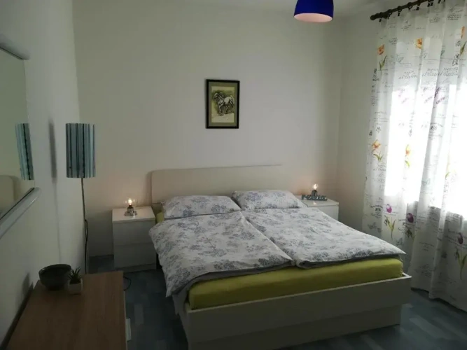 3 Bedrooms Apartment