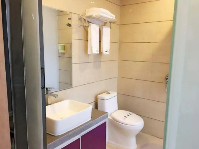 Weisi Haoting Hotel