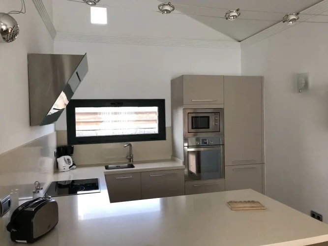 3 Bedrooms Villa