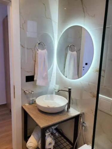 GL Hotel Ksamil