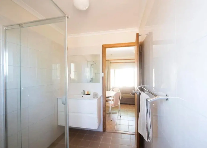 1 Bedroom Apartment with balcony