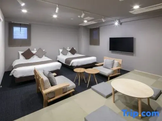 Luxury Suite