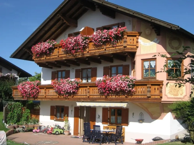 Apartment with balcony