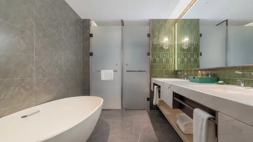 Holiday Inn Wenzhou Airport by IHG