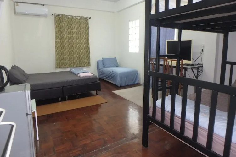 Rama 3 Sunrise Hostel