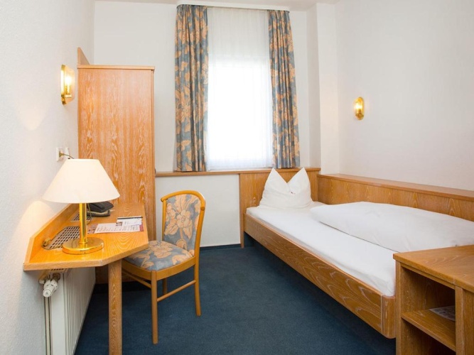 Standard Single room with balcony and with view