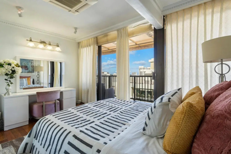 Oceanview Penthouse Suite