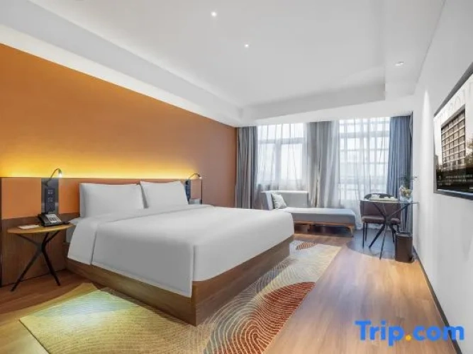 Superior Double room with city view