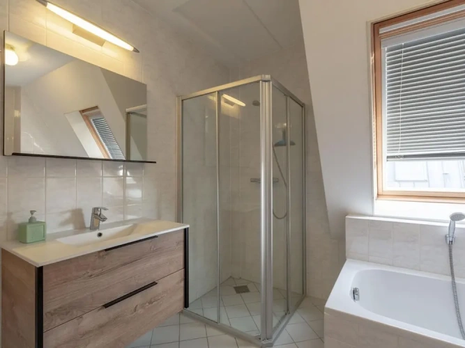 2 Bedrooms Deluxe Apartment