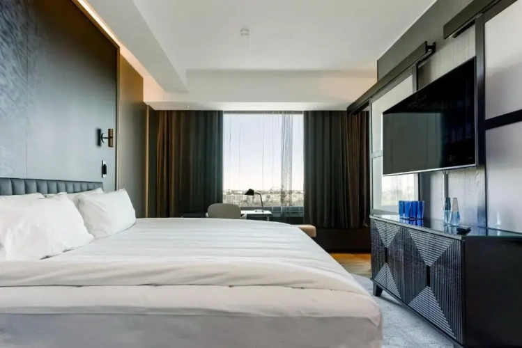 Double Club Suite