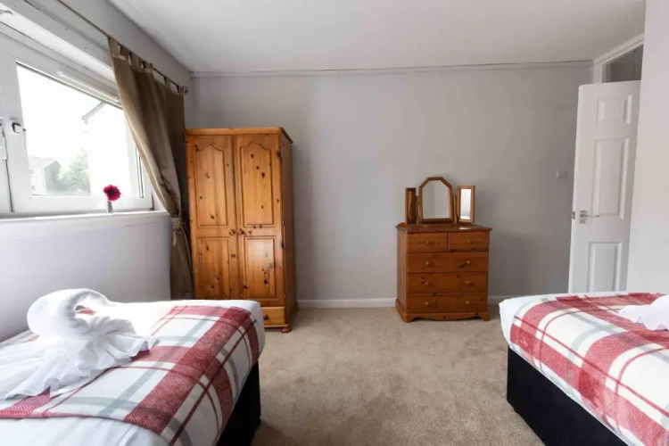 PREMIER - Hamilton Apartment
