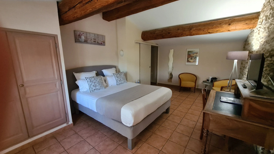 Logis Hotel La Bastide St Bach