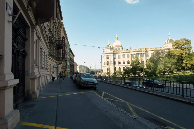 The Apartment House - Mezibranska