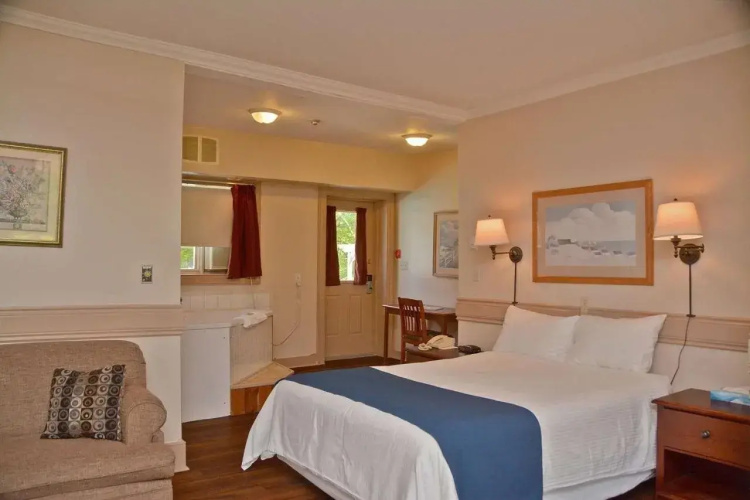 Isaiah Tubbs Resort & Conference Centre