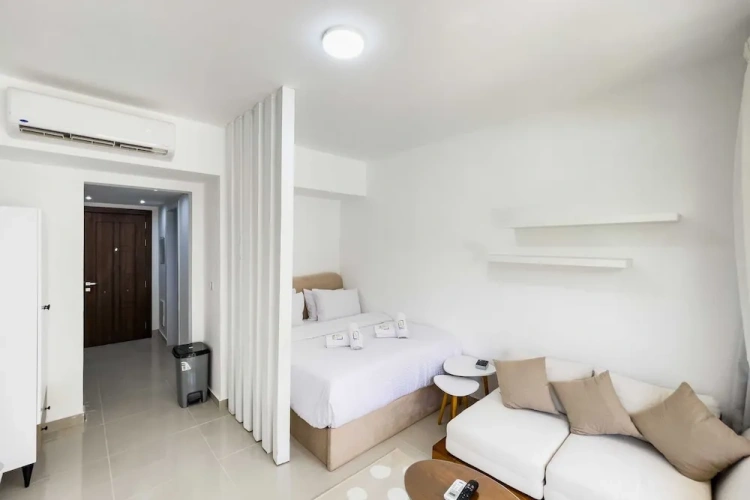 Studio with balcony and with pool view
