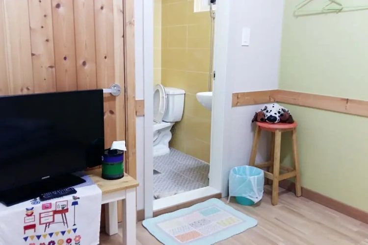 Guest rooms