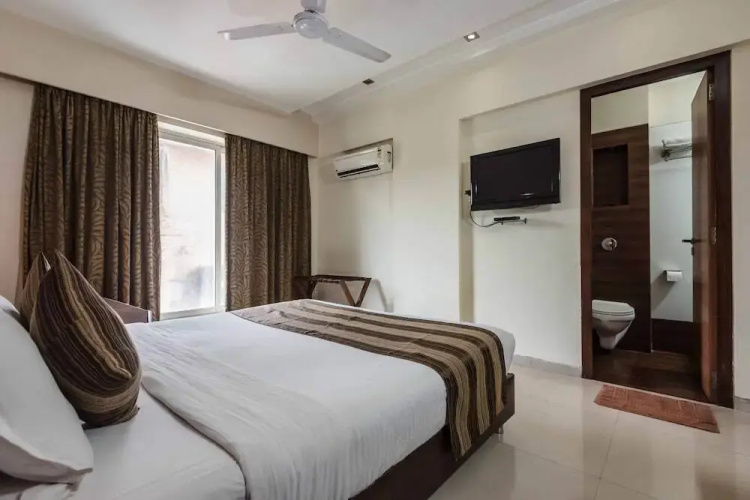 Hotel Tanish Residency