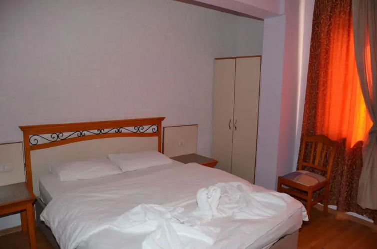 Ozturk Hotel