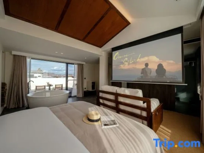 Standard Double room with view
