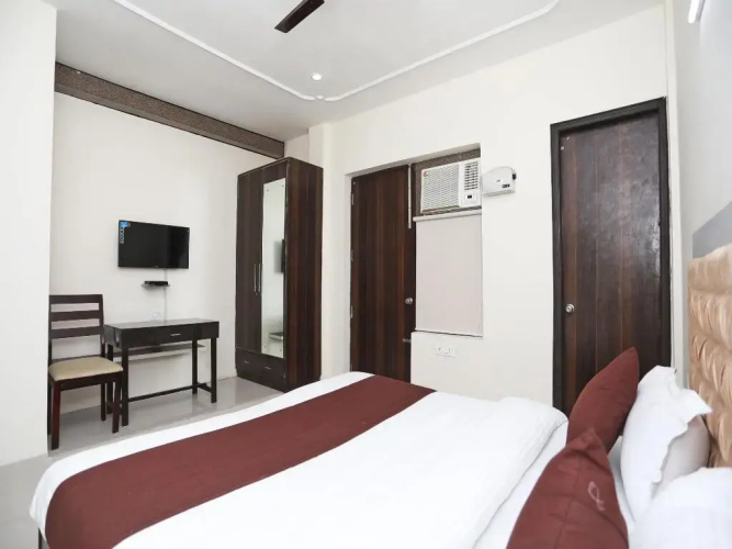 Niketan Medanta By OYO Rooms