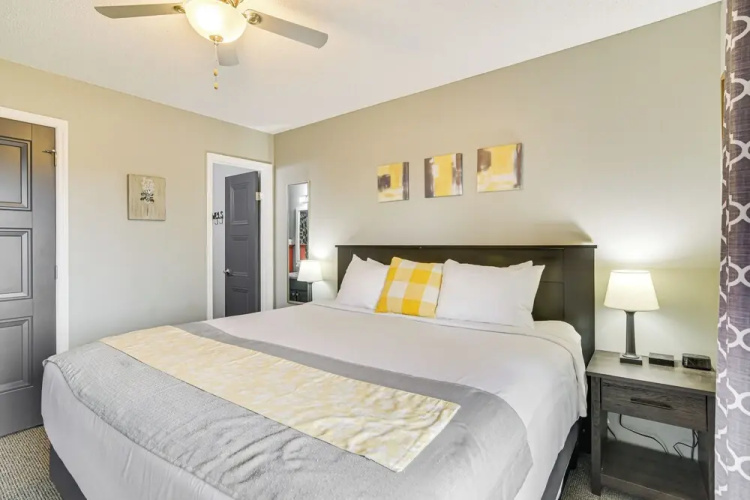 Inviting Branson West Condo w/ Pool Access