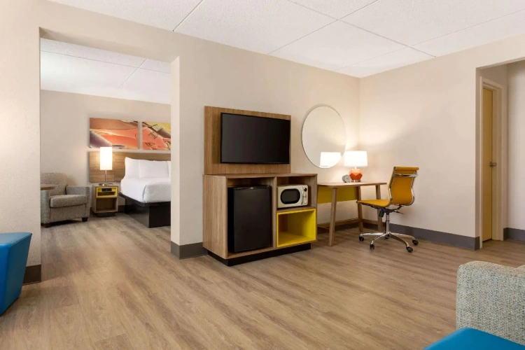 Double Suite