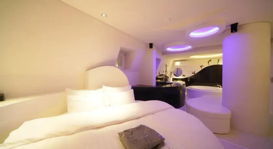 Echae Hotel 3 Sinchon