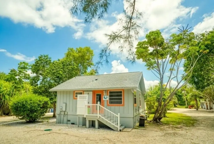 2 Bedrooms Cottage