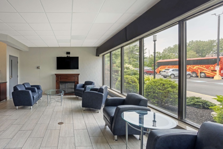 Best Western Plus Reading Inn & Suites photo 9