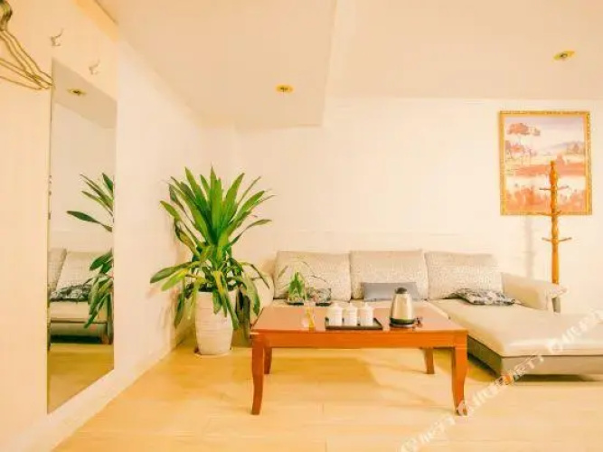 Xinyang JinGuan Express Hotel