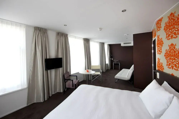 Hotel Allure Lounge & Dinner