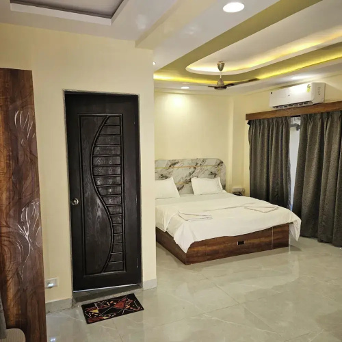 Shrikar Resort