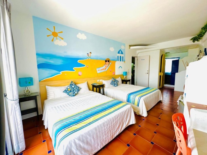 Standard Quadruple room with sea view