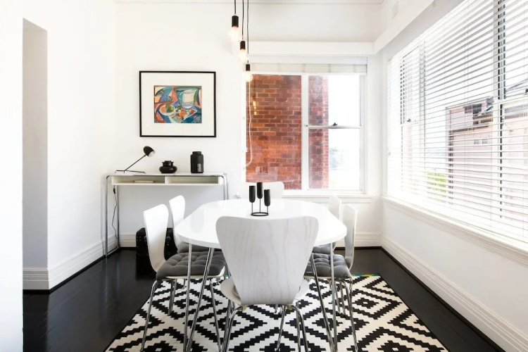 The Double Bay Executive Apartment