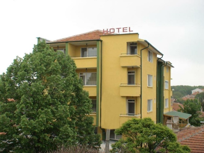 Classic Quadruple room