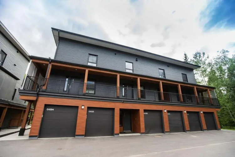 The Mac Shack by Revelstoke Vacations