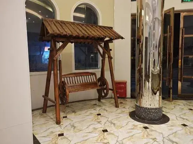 Taizhou Yunshangfenglin Hotel
