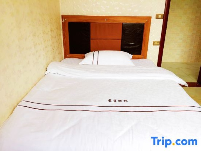 Deluxe Family Suite
