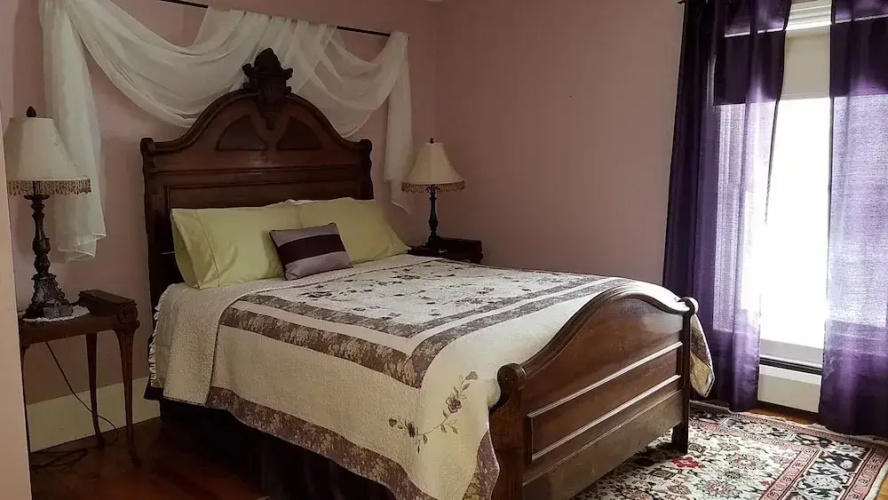 The Fox and the Grapes Bed & Breakfast