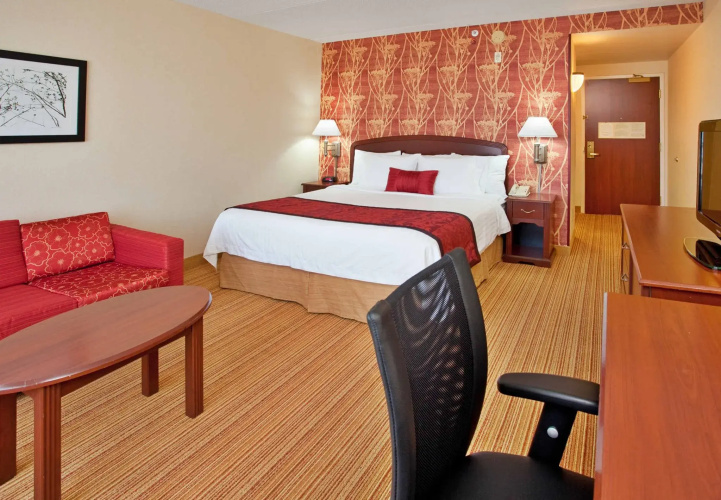 Courtyard by Marriott Toronto Vaughan